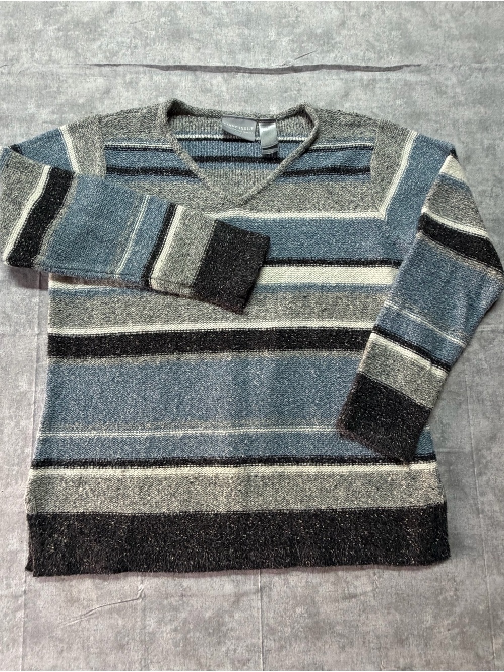 First Issue Women’s L Blue Gray Black White Striped V-Neck Knit Pullover Sweater